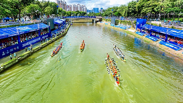 2024年深圳市观澜河龙舟赛火热开赛,“一河一赛”燃激情·龙舟竞渡踏浪起1.jpg