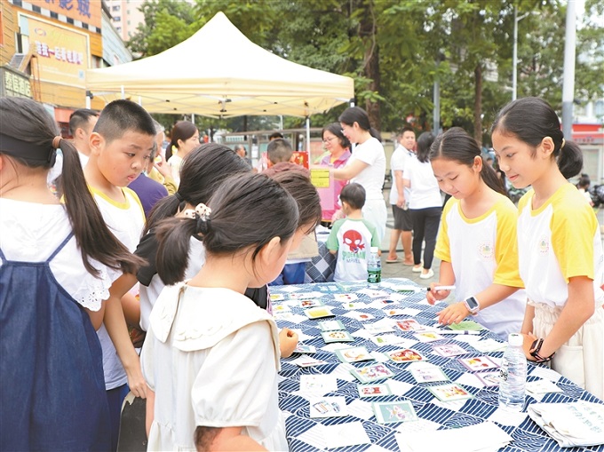 福城街道儿童议事会项目收官，儿童友好集市受热捧.jpg
