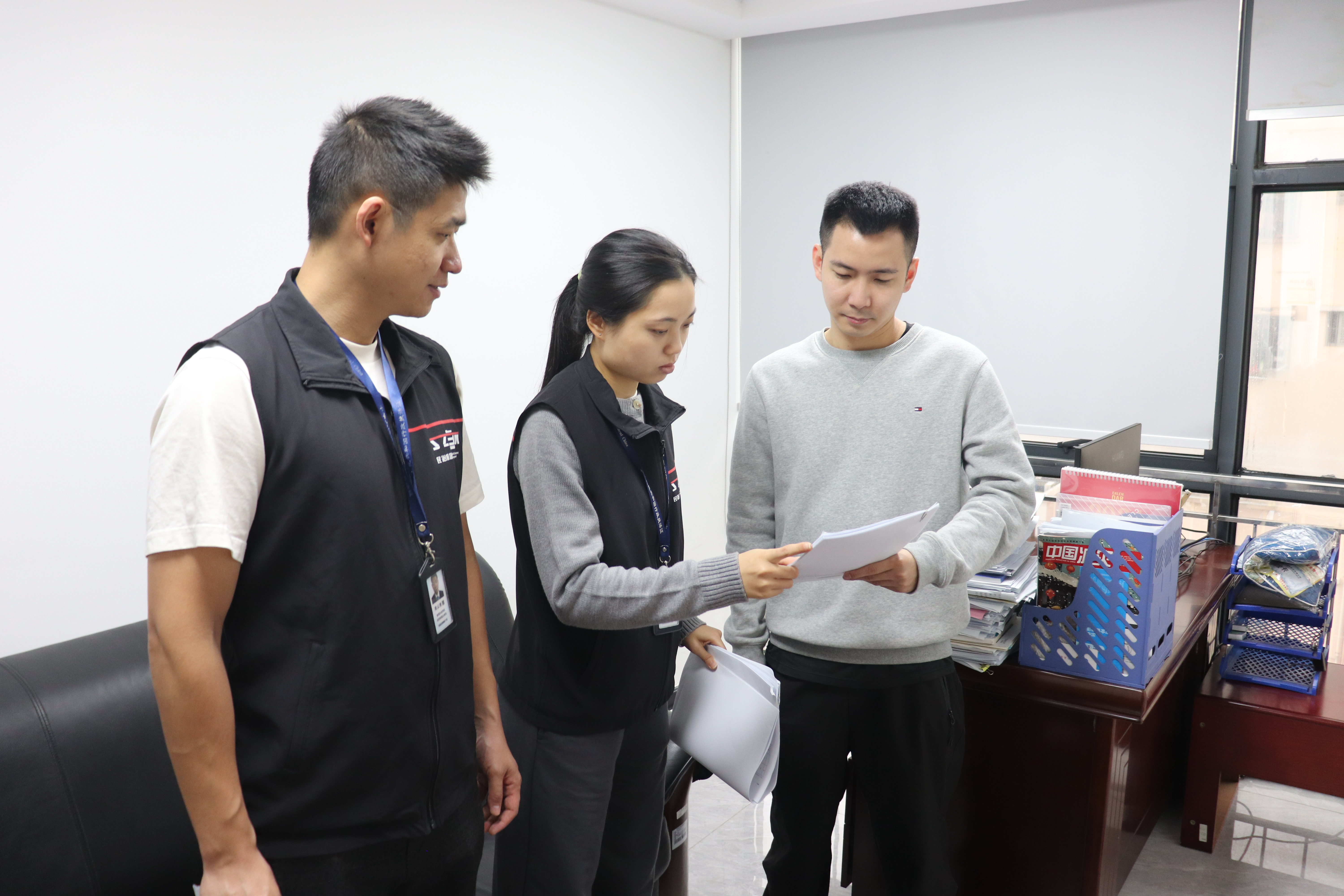 捕鱼达人在线
执法人员进行安全生产执法检查.JPG