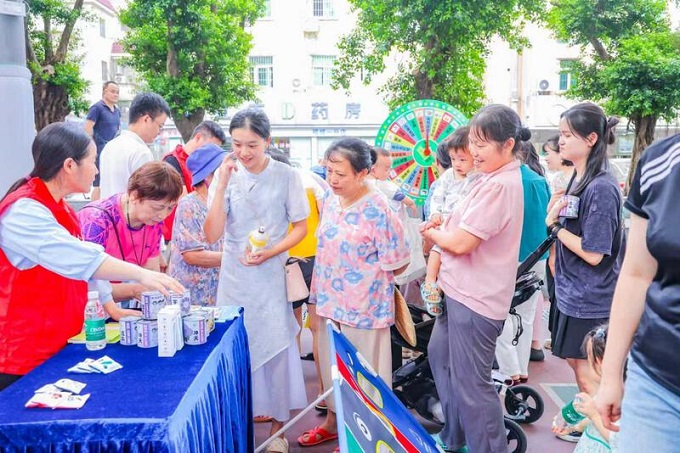 福城街道举办《深圳市生活垃圾分类管理条例》实施五周年专题宣传活动3.jpeg