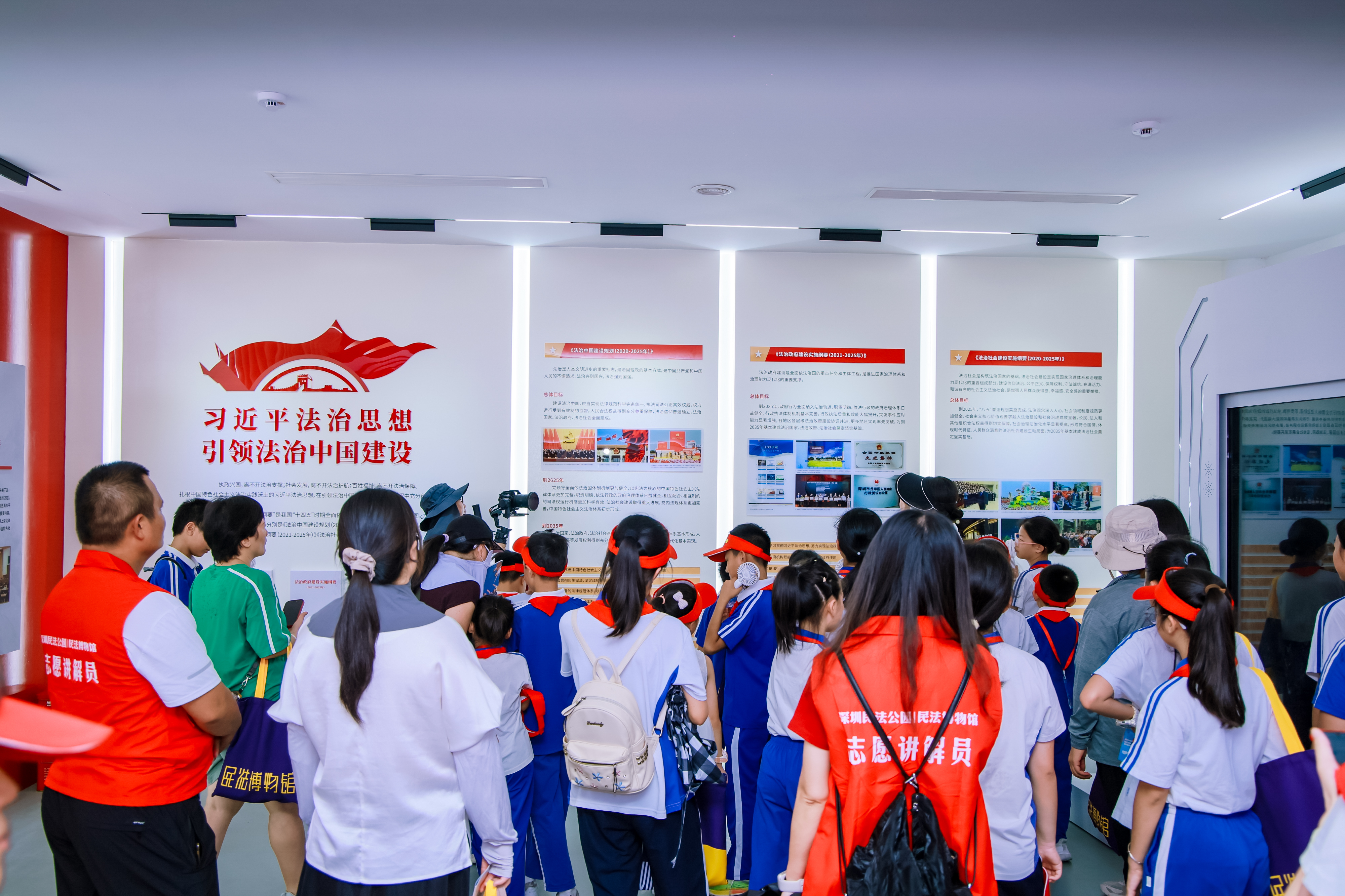 7.捕鱼达人在线
举办培育普法小使者活动.jpg