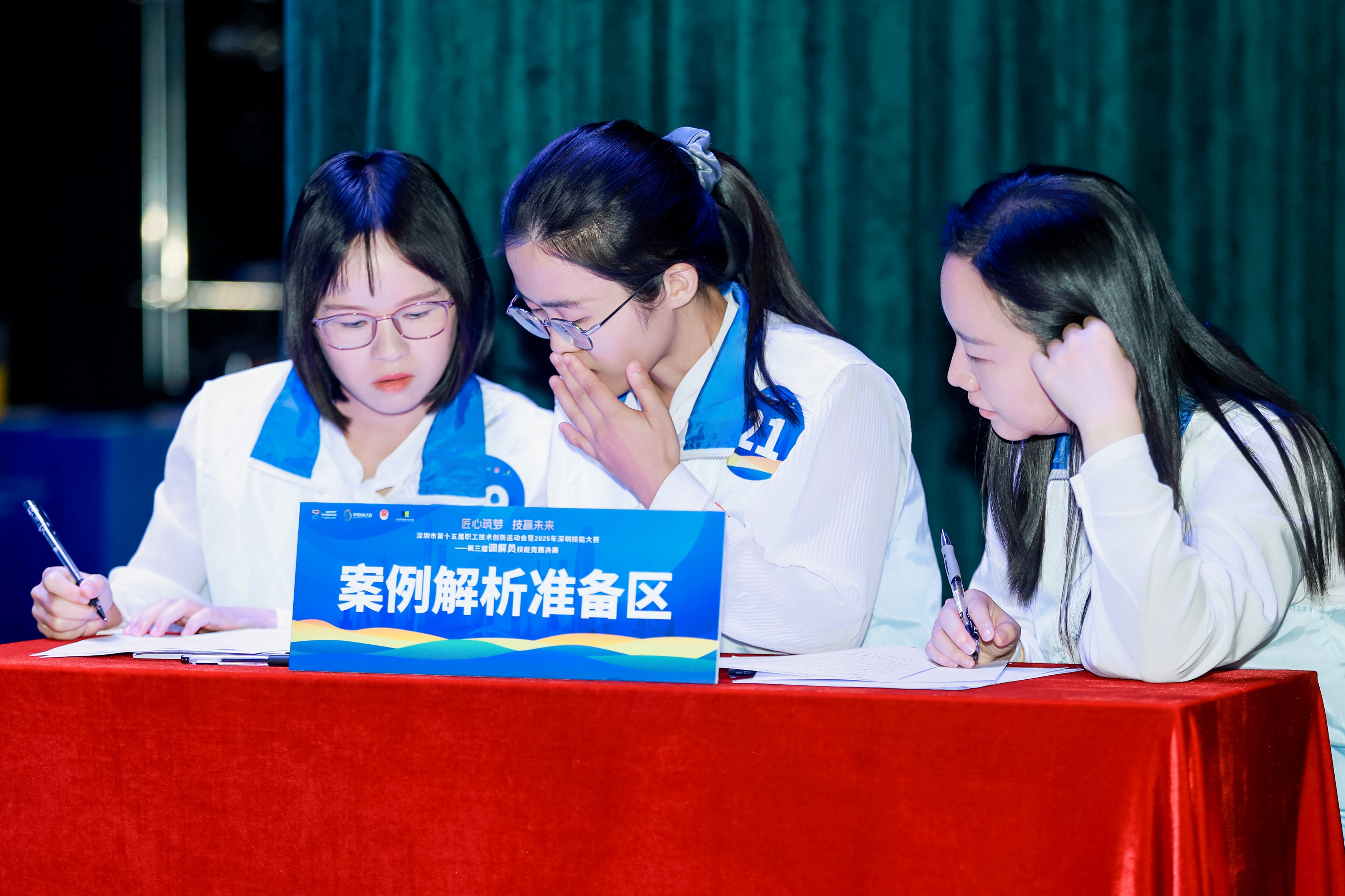 捕鱼达人在线
代表队.jpg