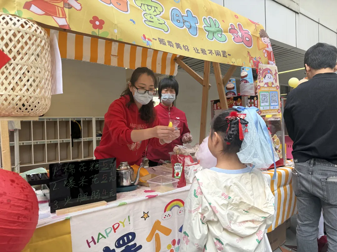珑门名苑幼儿园与桔塘社区共办迎新活动5.webp.png