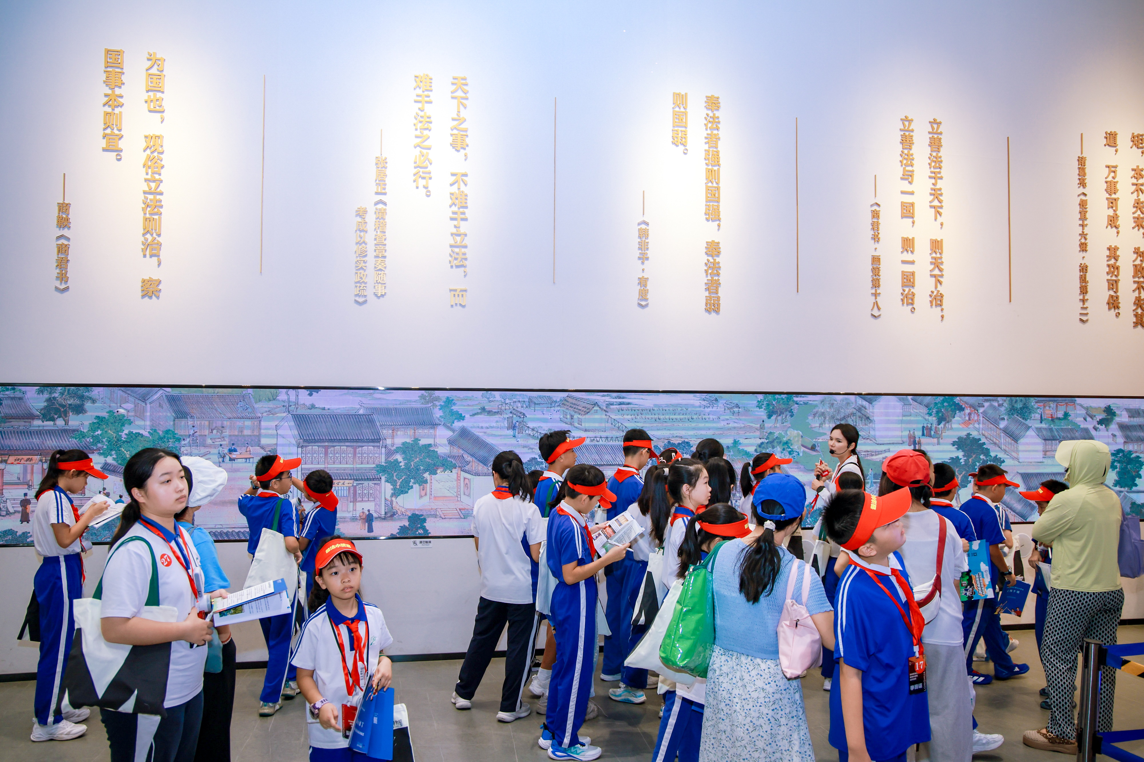 17.参观清明上河图.jpg